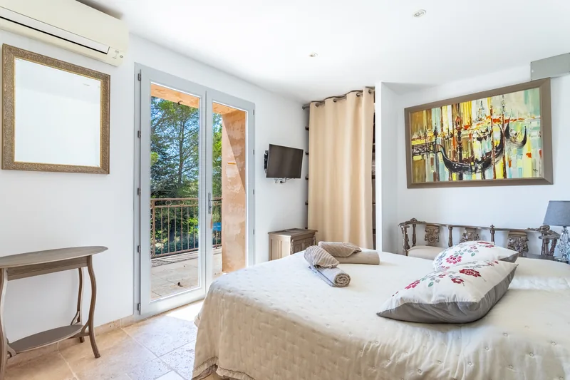 Les Oliviers à la Bastide de Provence